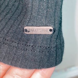 hollister button top